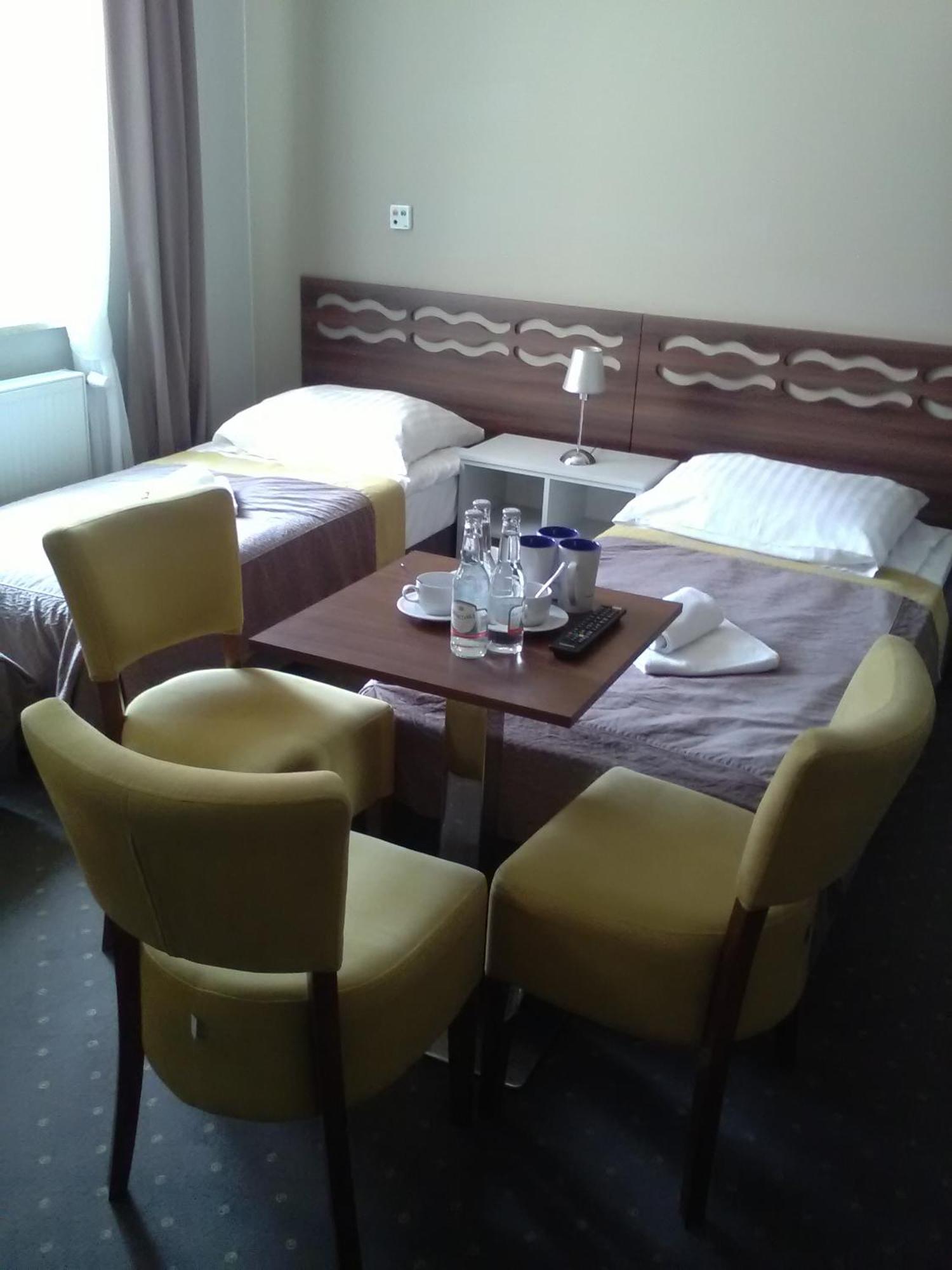 Nowe Lazienki Mineralne Krynica Zdroj Bagian luar foto